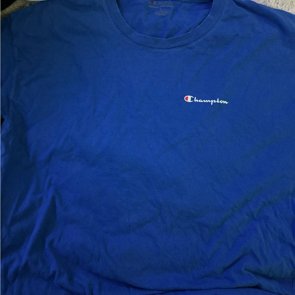Large Blue champion t shirt - Picture 1 of 2